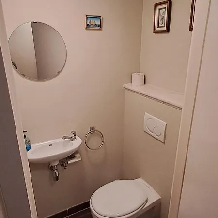 1-slaapkamer - Vlak Bij - Parkeerplaats Inclusief Appartamento *